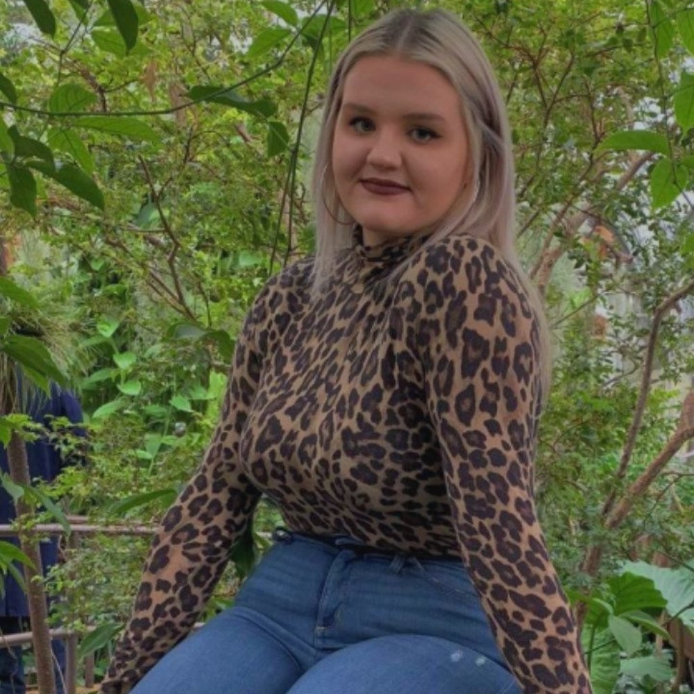 Meet your Posher, Kat